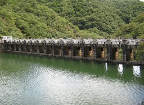 貯水施設